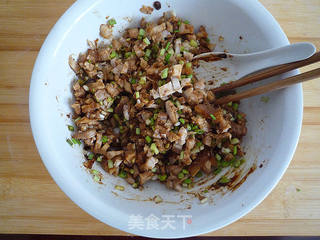 酱肉包子的做法步骤:7
