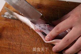 潮州酸菜煮梭鱼——捷赛私房菜的做法步骤：1