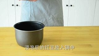 红豆糕的做法步骤:1