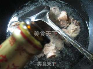 小鸡炖蘑菇 的做法步骤：4