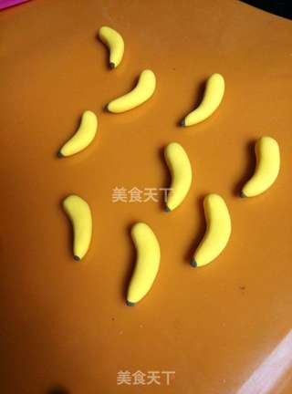 #柏翠大赛#猴赛雷翻糖杯蛋糕的做法步骤:11