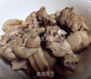 花雕嫩姜仔鸭煲#肉肉厨的做法步骤：5