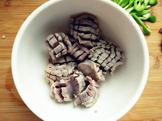 辣炒鸡胗的做法步骤:7