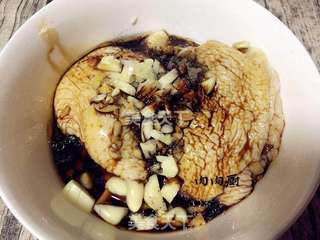 家常小菜之蒜香烤鸡排#肉肉厨的做法步骤:3