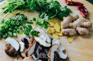 川味豆腐鱼汤的做法步骤：2