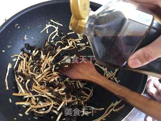 韭菜木耳炒豆干的做法步骤:7