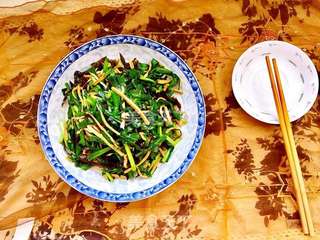 韭菜木耳炒豆干的做法步骤:11