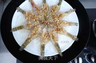 蒜蓉粉丝虾的做法步骤:7