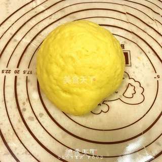 #柏翠大赛#莲蓉小酥的做法步骤:4