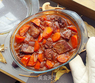 红酒烩牛肉(Boeuf Bourguignon)的做法步骤:9