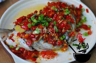 超简易剁椒鱼头的做法步骤:6
