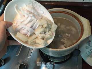 竹荪棷子鸡汤的做法步骤：7