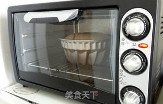 #柏翠大赛#可可戚风咕咕霍夫蛋糕(7寸)的做法步骤:11