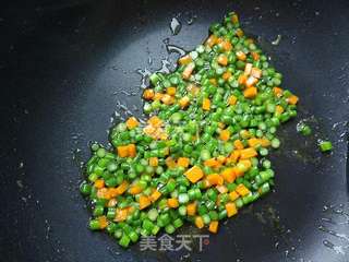 蒜苔蛋炒饭的做法步骤:3