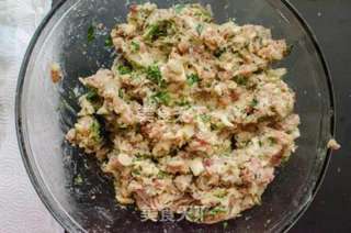 土豆瘦肉煎蛋的做法步骤：1