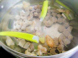 油焖牛肉小辣椒的做法步骤:5