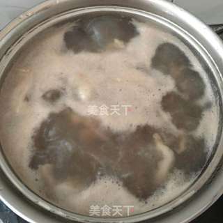养生猪心汤的做法步骤:4