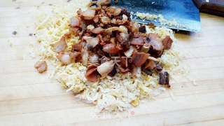 油渣酸菜馅饺子的做法步骤:2