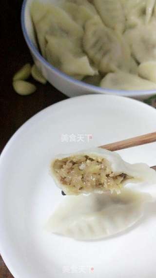 油渣酸菜馅饺子的做法步骤:6