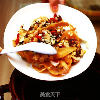 广东滋养糖水-西洋参美肤糖水的做法步骤:3
