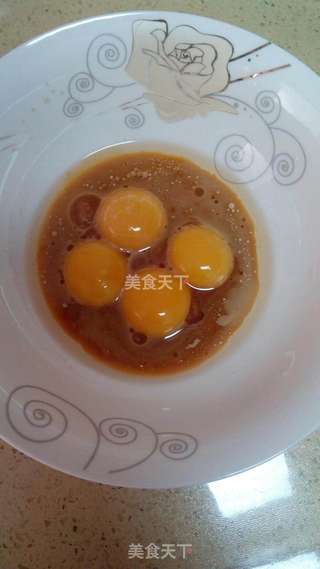 #柏翠大赛#可可焦糖戚风卷的做法步骤:3