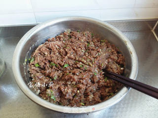 马肉馅水饺的做法步骤:7