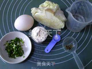 卷心菜煎饼的做法步骤：1
