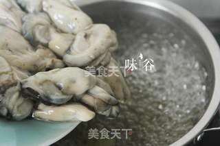 胡椒浸生蚝的做法步骤:4