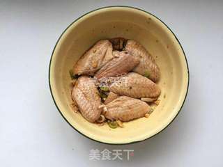 空气炸锅版蜜汁鸡翅的做法步骤:2