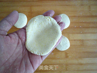 黑芝麻玉米饼的做法步骤:7