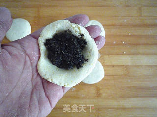 黑芝麻玉米饼的做法步骤:8