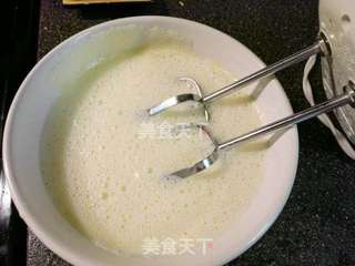 #柏翠大赛#草莓甜面圈 的做法步骤：1