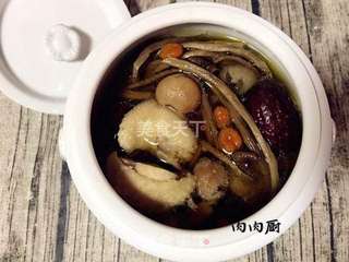 老广秋冬保健靓汤之茶树菇炖鸡#肉肉厨的做法步骤:10