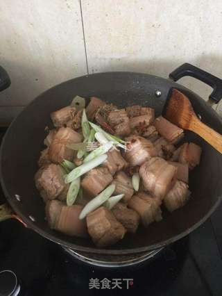 入口即化的红烧肉的做法步骤:8