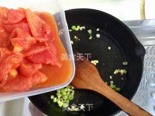番茄榨菜蛋汤的做法步骤:11
