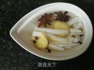 四喜丸子的做法步骤:2
