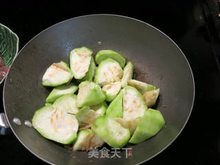 牛肉炒丝瓜的做法步骤:5