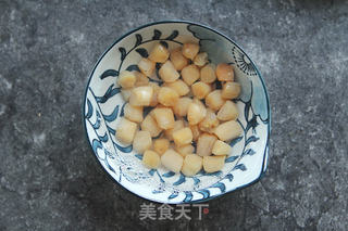 瑶柱鸡丝粥的做法步骤:2