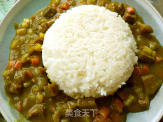小黄人咖喱牛肉饭的做法步骤:14