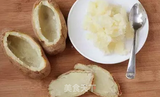 奶酪烤土豆的做法步骤:2
