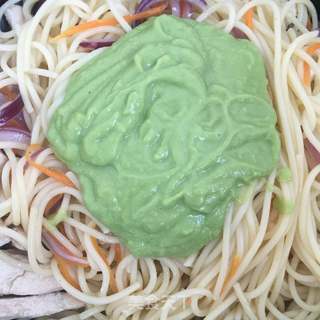 牛油果鸡肉意面的做法步骤:8