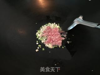 肉酱面的做法步骤：3