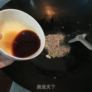 肉酱面的做法步骤：4