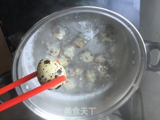 卤鹌鹑蛋五花肉的做法步骤:2