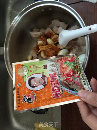 卤鹌鹑蛋五花肉的做法步骤:9