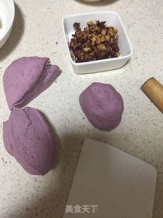 紫薯红枣发糕的做法步骤:2