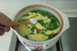 青菜蛋饺粉丝汤的做法步骤:16