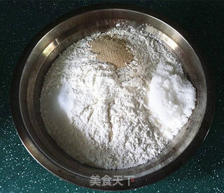 葱油花卷的做法步骤:2