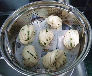 葱油花卷的做法步骤:14