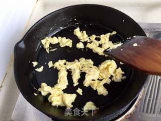 雪菜火腿蛋炒饭的做法步骤:4